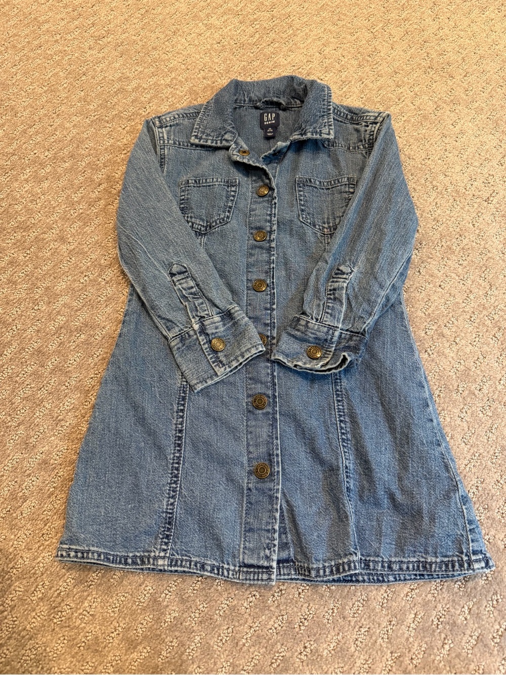 Kids GAP Denim Button-Up Dress in Medium Blue Wash